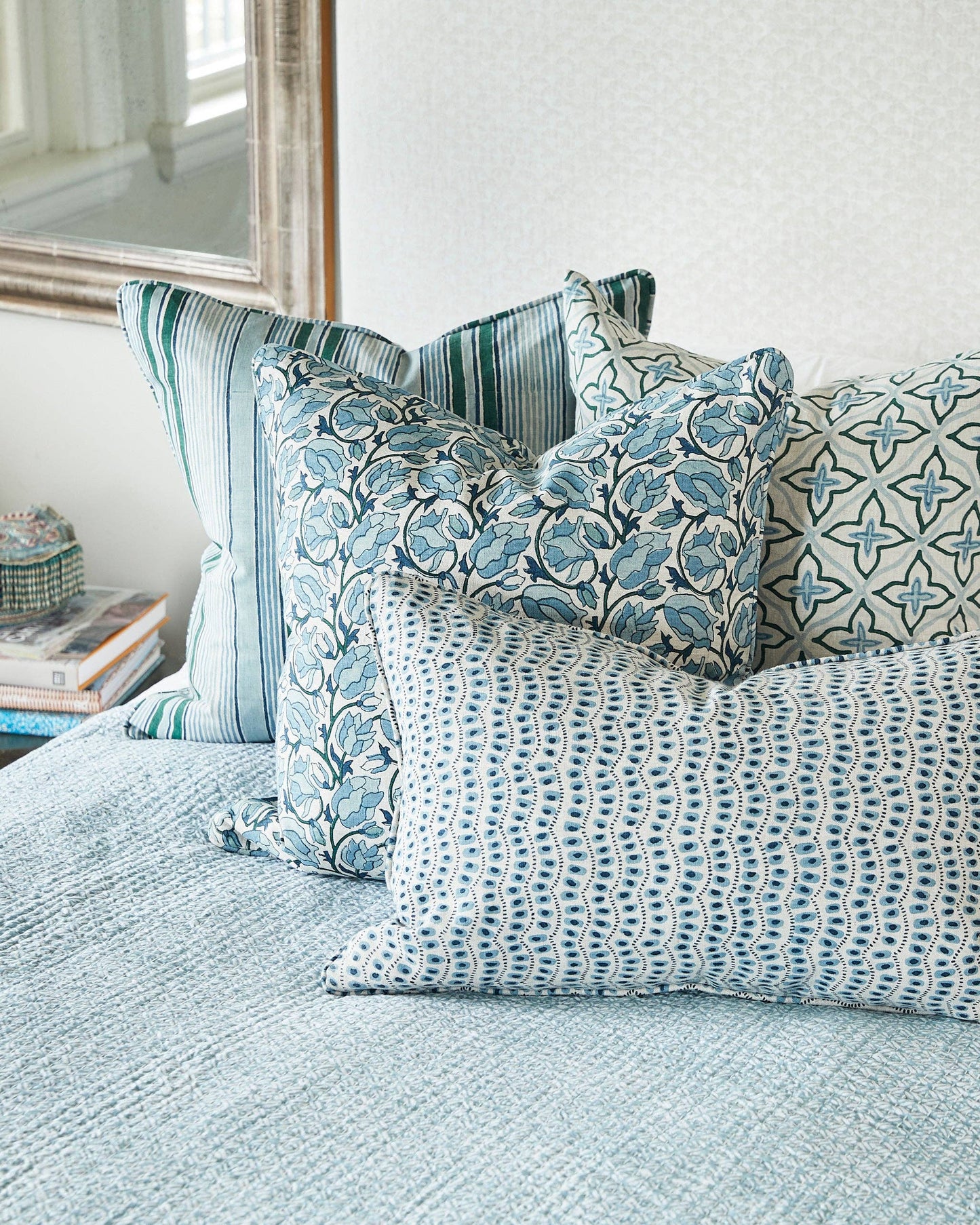 TAHITI BYZANTINE PILLOW