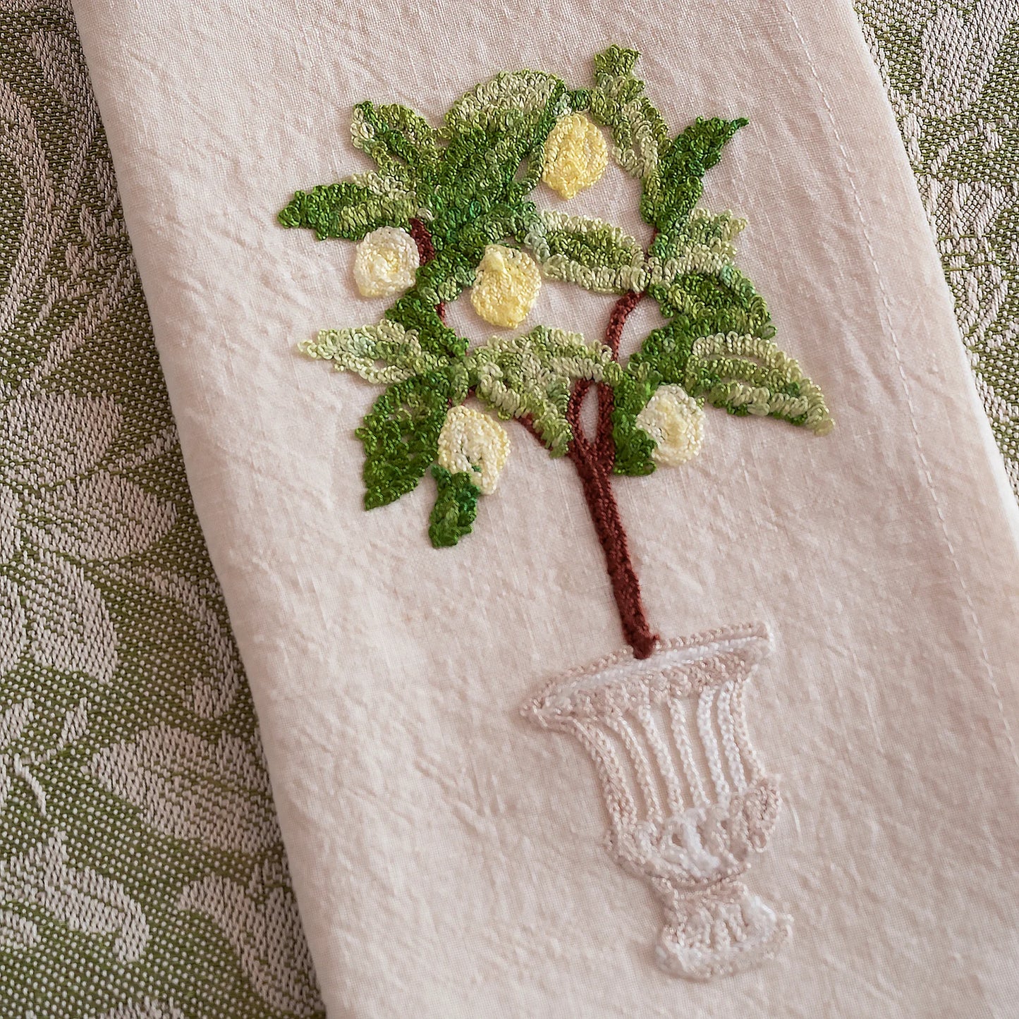 BUSATTI KITCHEN TOWEL - POMELO - EMBROIDERED