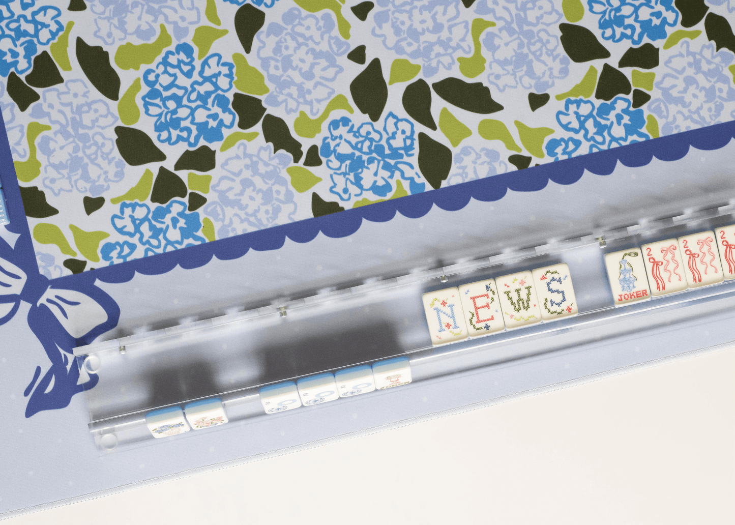 CLEAR ACRYLIC SCALLOPED RACKS AND PUSHERS