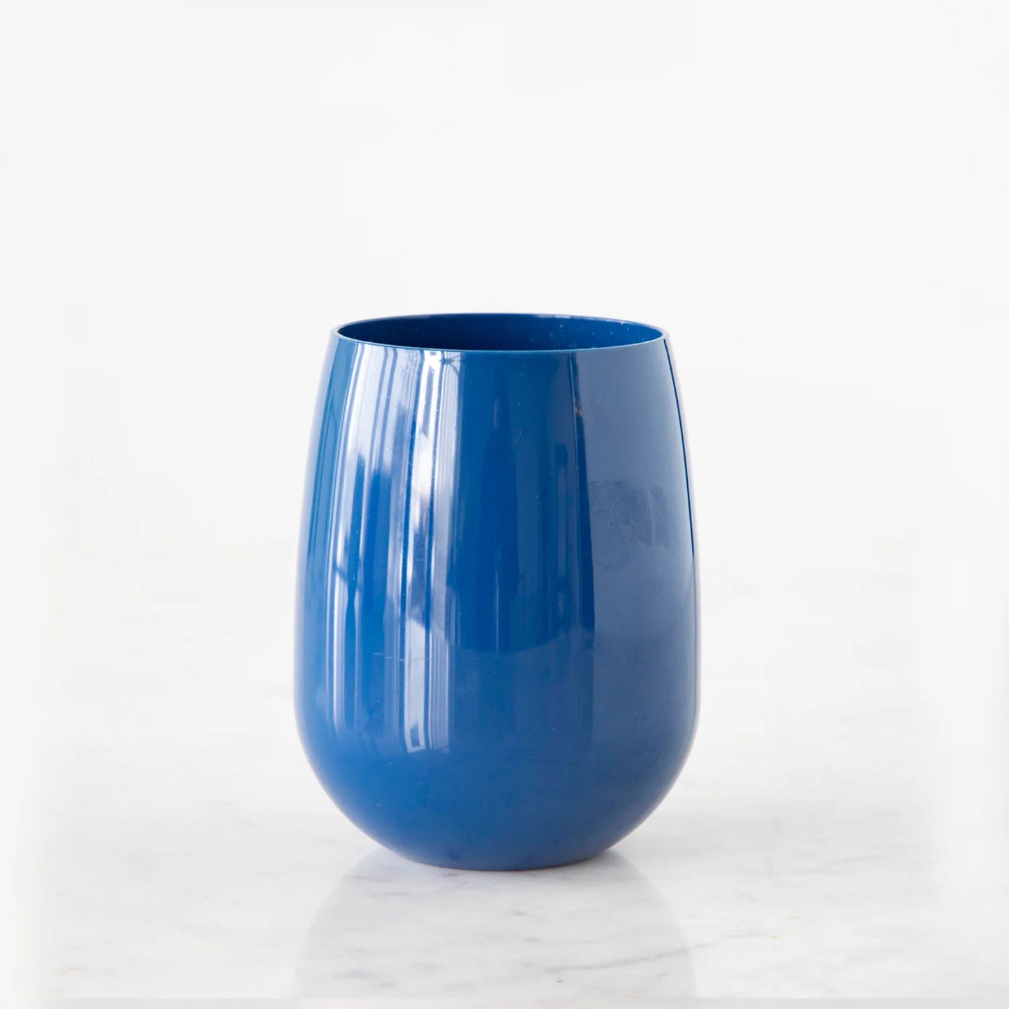 HESTER AND COOK STEMLESS WINE
