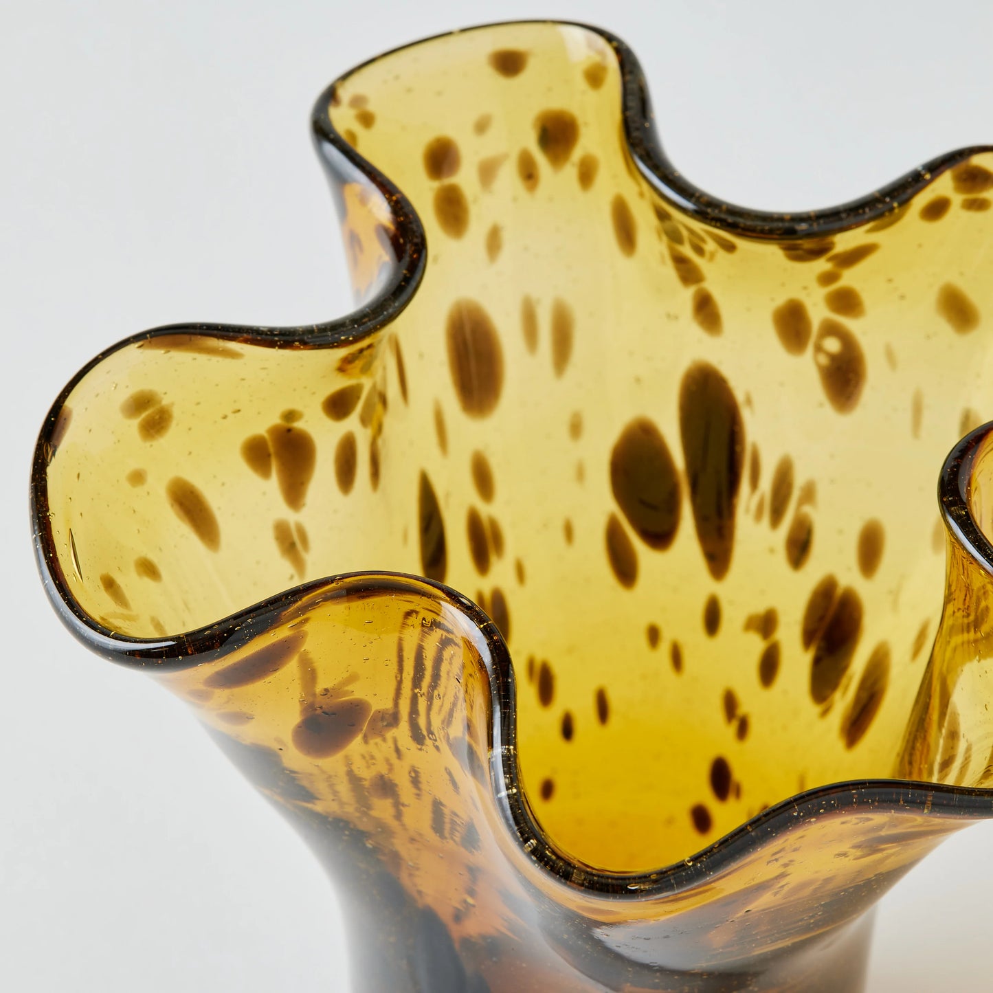 VASE - TORTOISE LETTUCE LEAF