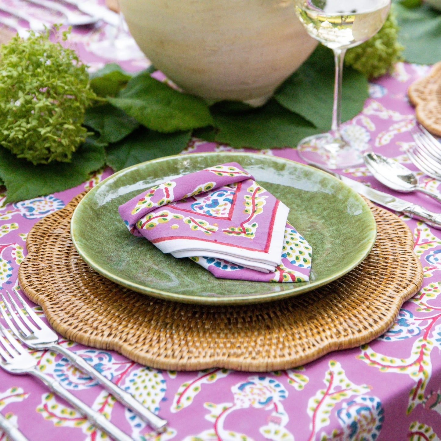 WOVEN RATTAN SCALLOPED PLACEMAT | SET OF 4
