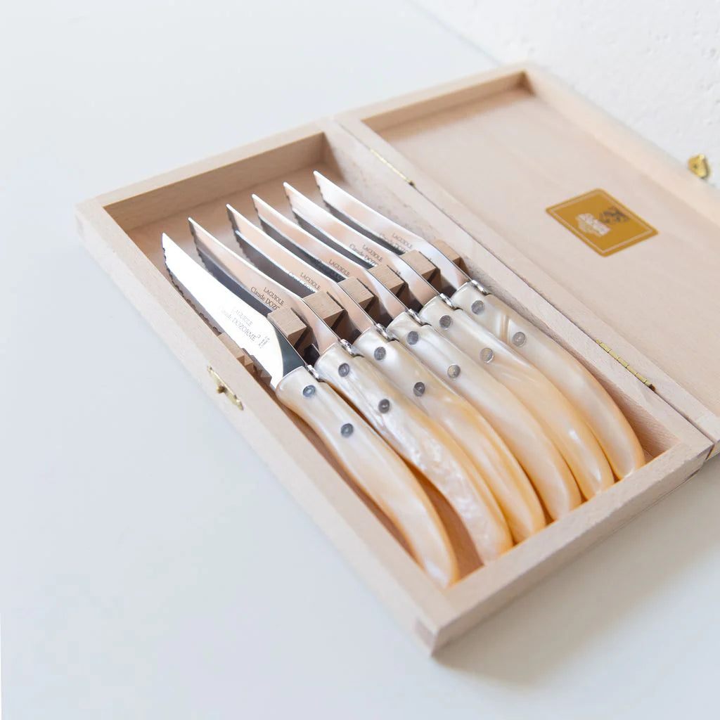 BOX OF 6- STEAK KNIVES NATURAL