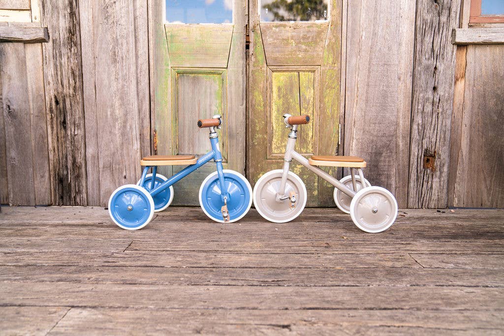 VINTAGE TRIKE BLUE
