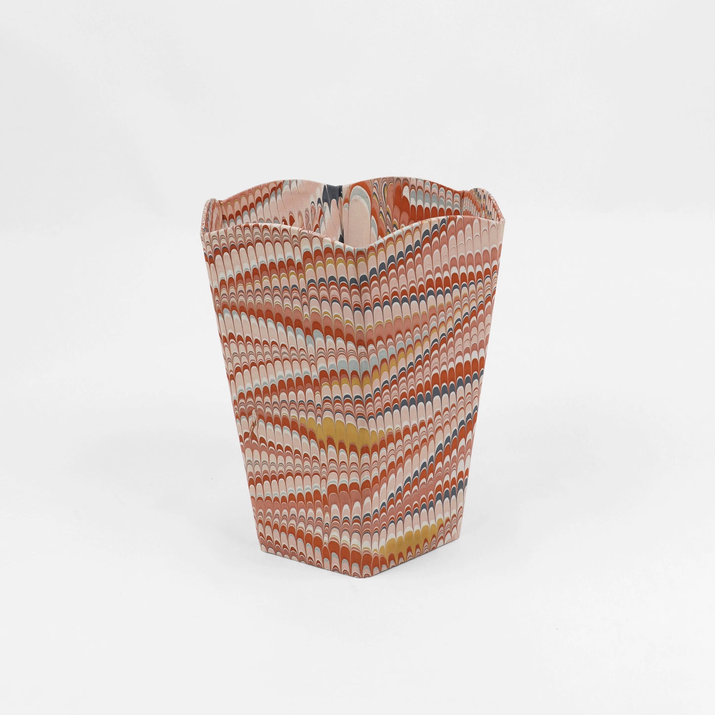 MARBLED SCALLOPED COLLAPSIBLE BASKET - TWILIGHT MOUNTAIN