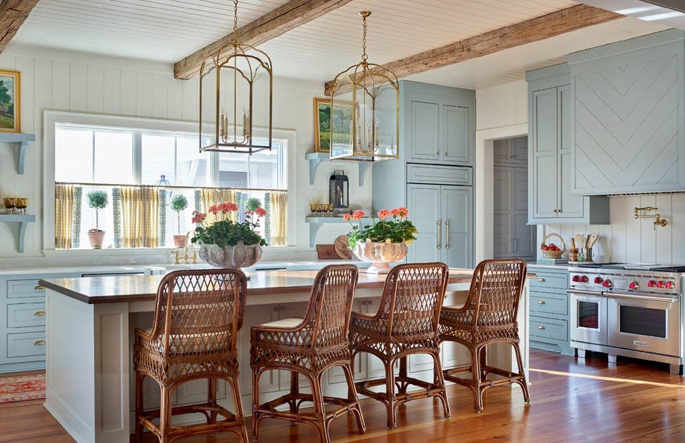HOME AGAIN: A RETURN TO GRACIOUS INTERIORS