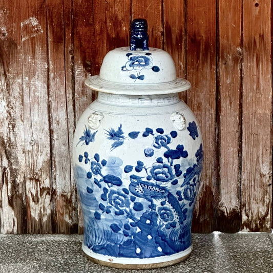 EXTRA LARGE BLUE & WHITE TEMPLE JAR