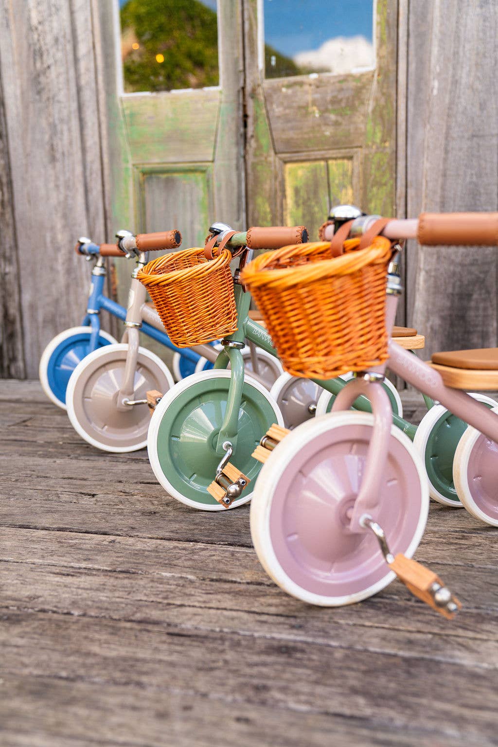VINTAGE TRIKE BLUE
