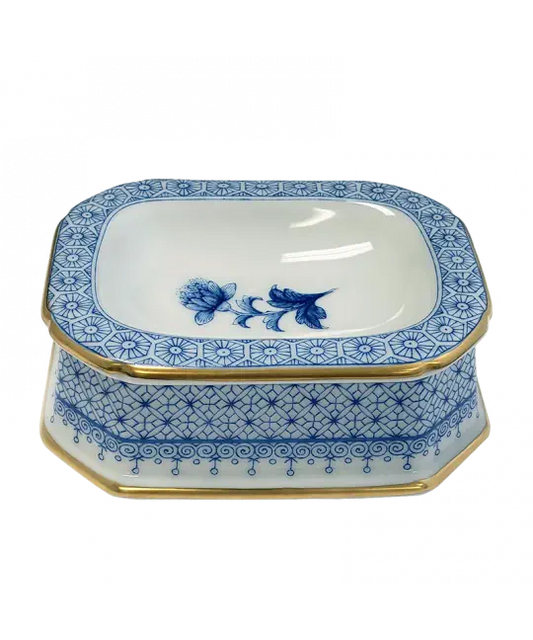 MOTTAHEDEH CORNFLOWER LACE MASTER SALT DISH OR SOAP DISH