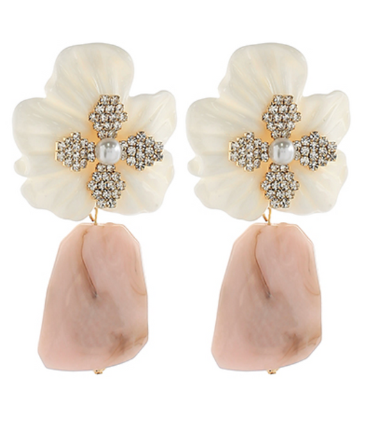 CRYSTAL FLOWER AND GEOMETRIC EARRINGS