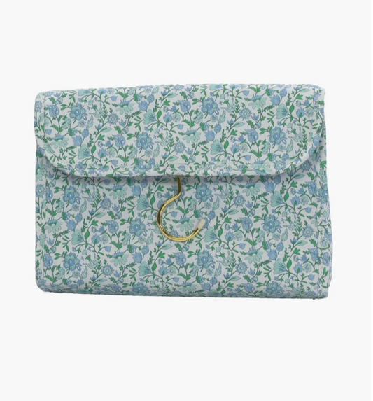 HANGING TOILETRY CASE