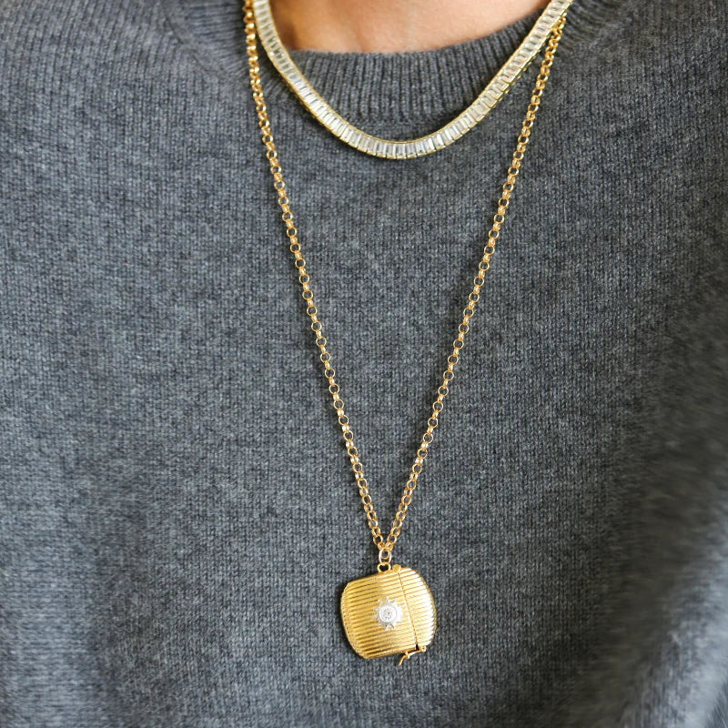 RIBBED VESTA CASE NECKLACE -22"