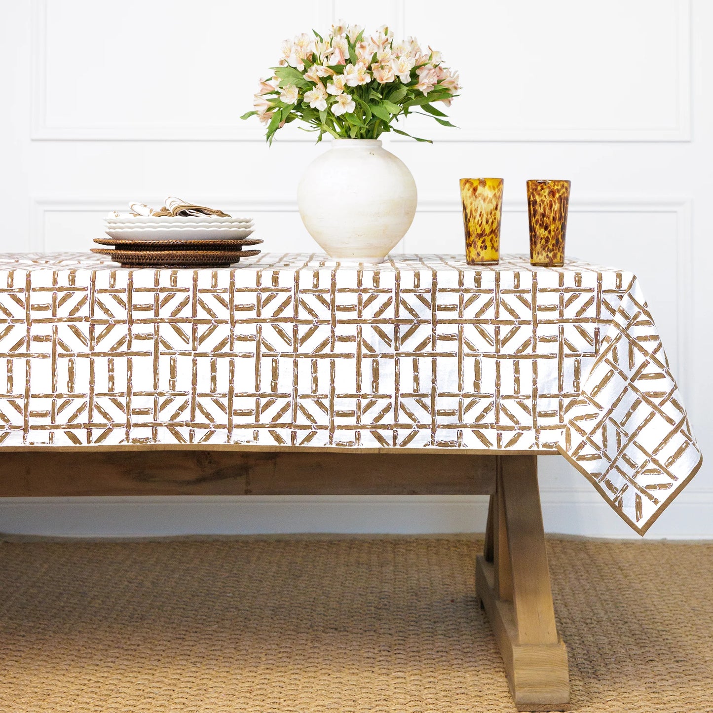 BROWN BAMBOO TABLECLOTH