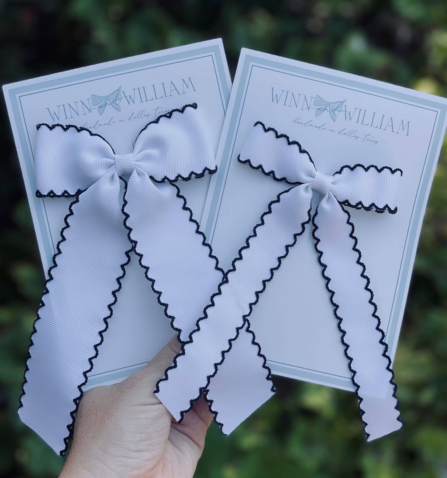 MOONSTICH LONG TAIL BOW