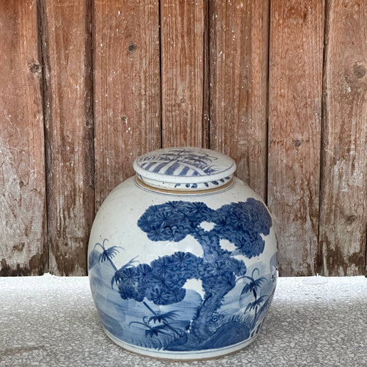 THREE FRIENDS MEDIUM GINGER JAR