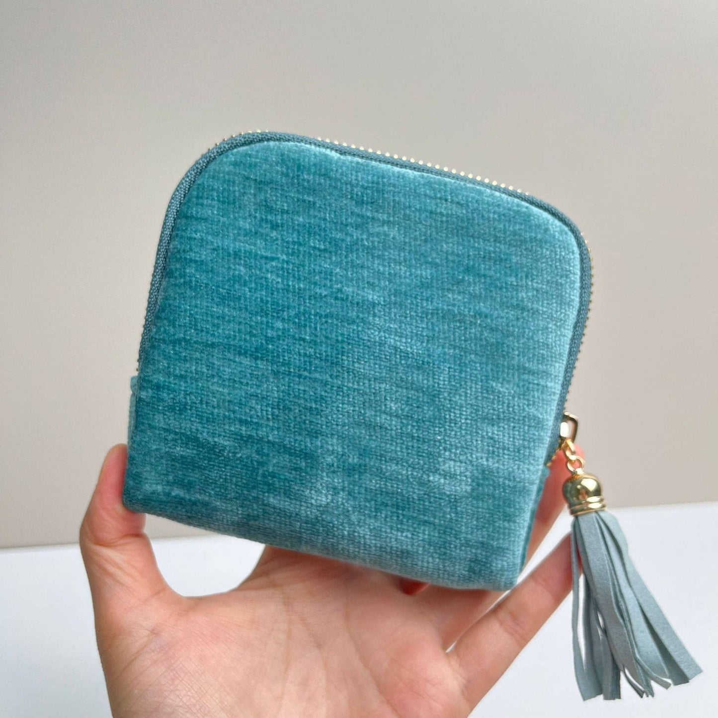 FRINGE ZIPPER JEWELRY ORGANIZER