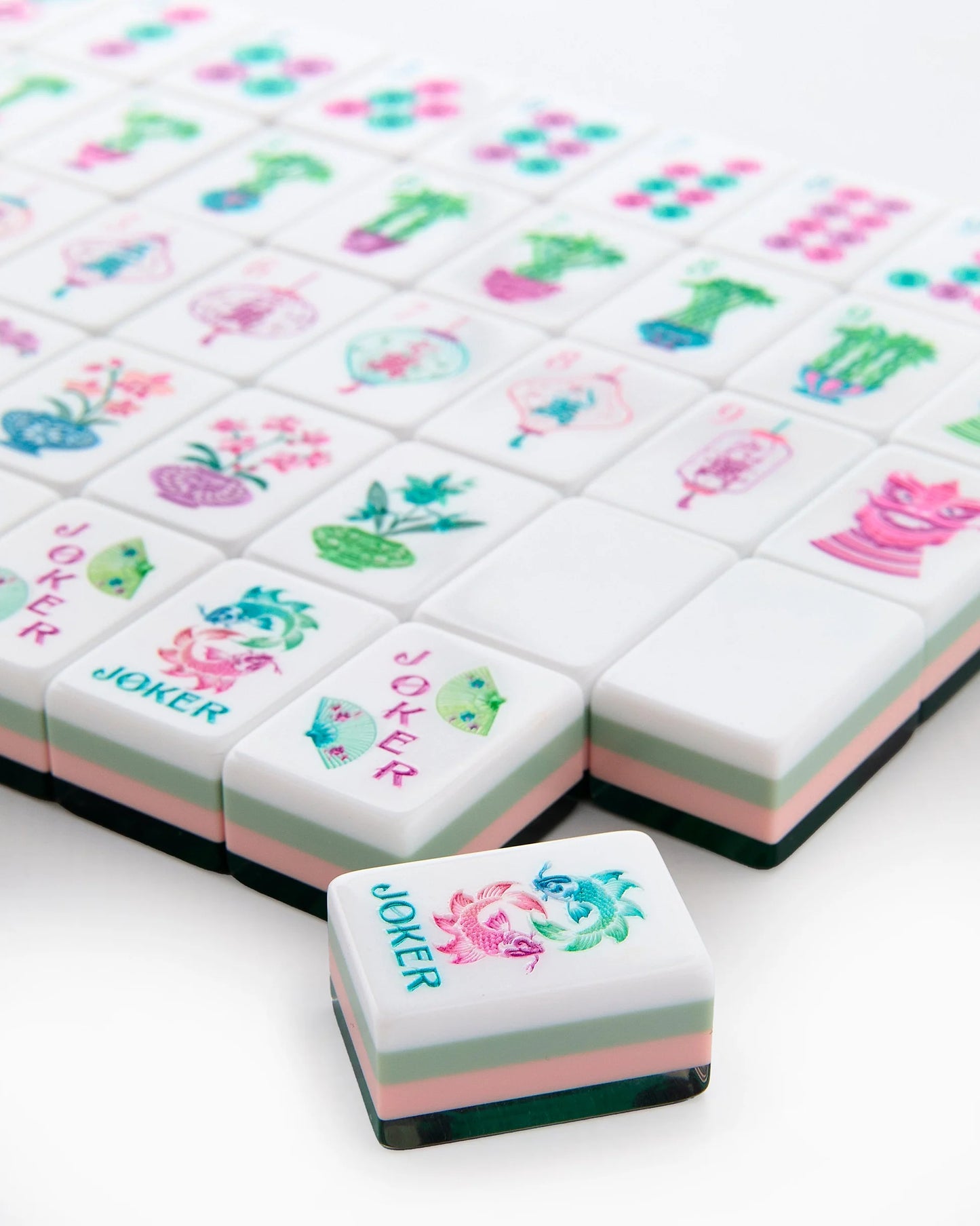 EMERALD TILES